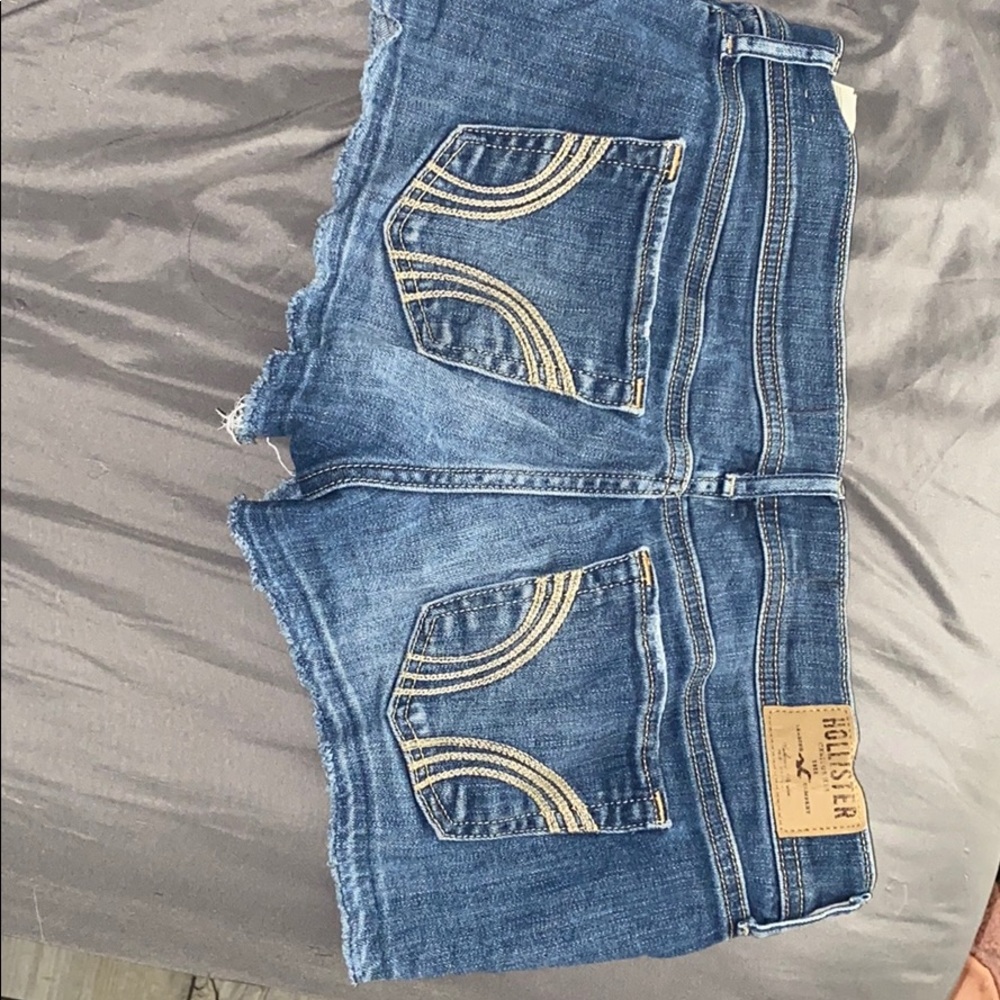 Shorts - Picture 2 of 2